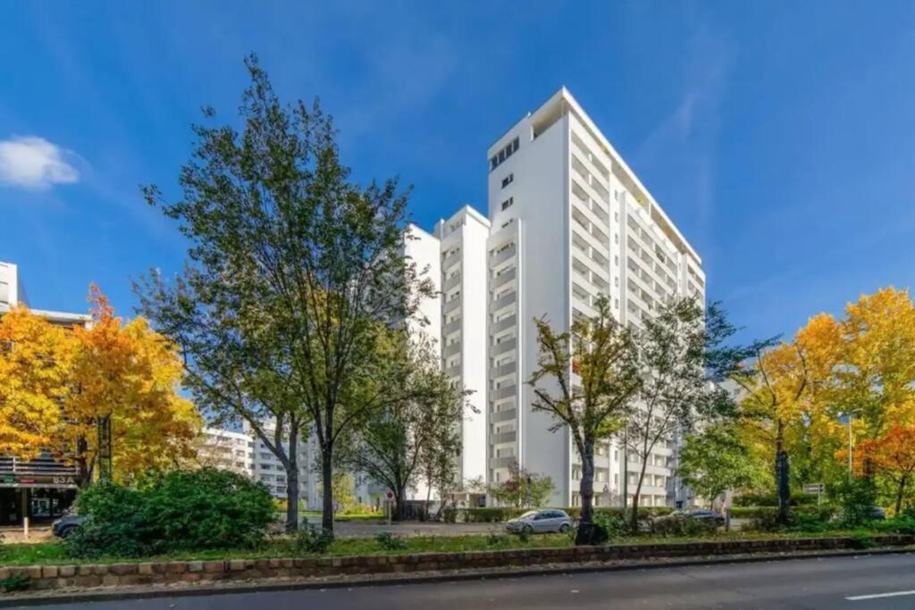 Modern Home In Central Berlin Exterior photo